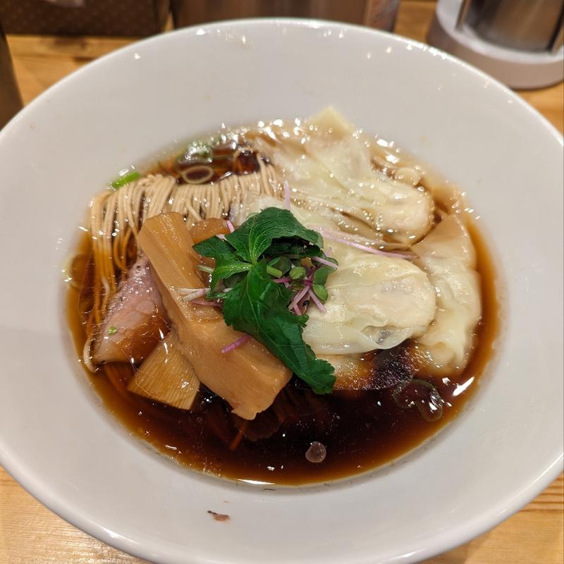 ワンタン醤油ラーメン(RAMEN 百舌鳥)