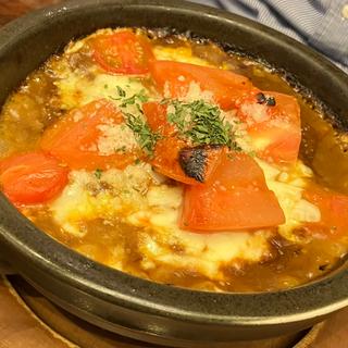 たっぷりチーズと完熟トマトの焼きカレー(咖喱＆カレーパン 天馬 OPA新百合丘店)