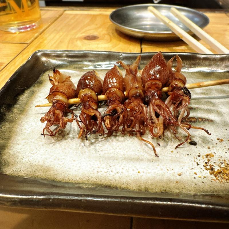 ホタルイカ出汁醤油串(大衆酒場 チャン栓チャン)