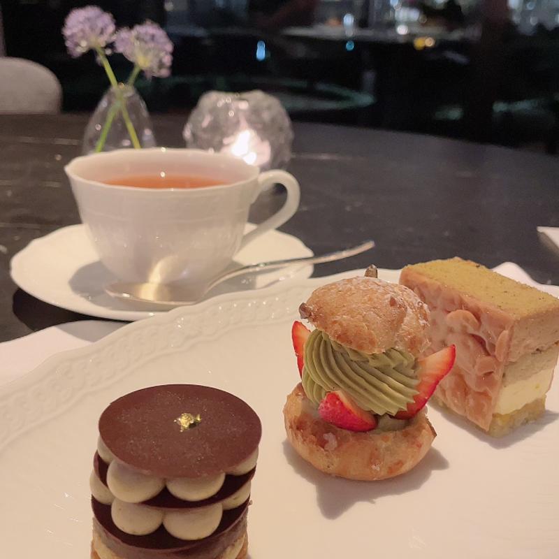 (PIERRE HERME PARIS パーク ハイアット ニセコ HANAZONO)