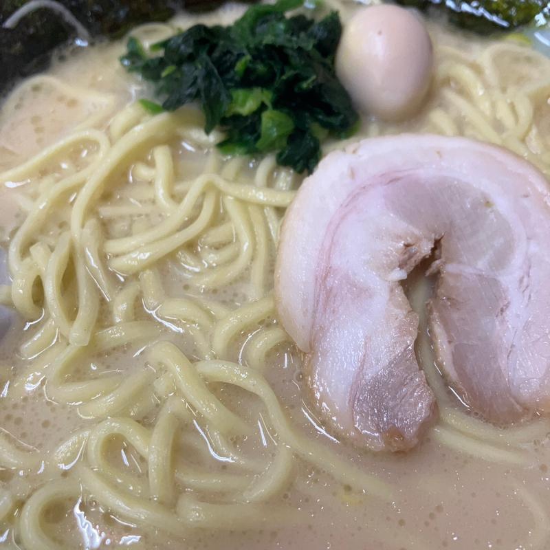 (横浜家系ラーメン 魂心家 静岡店)