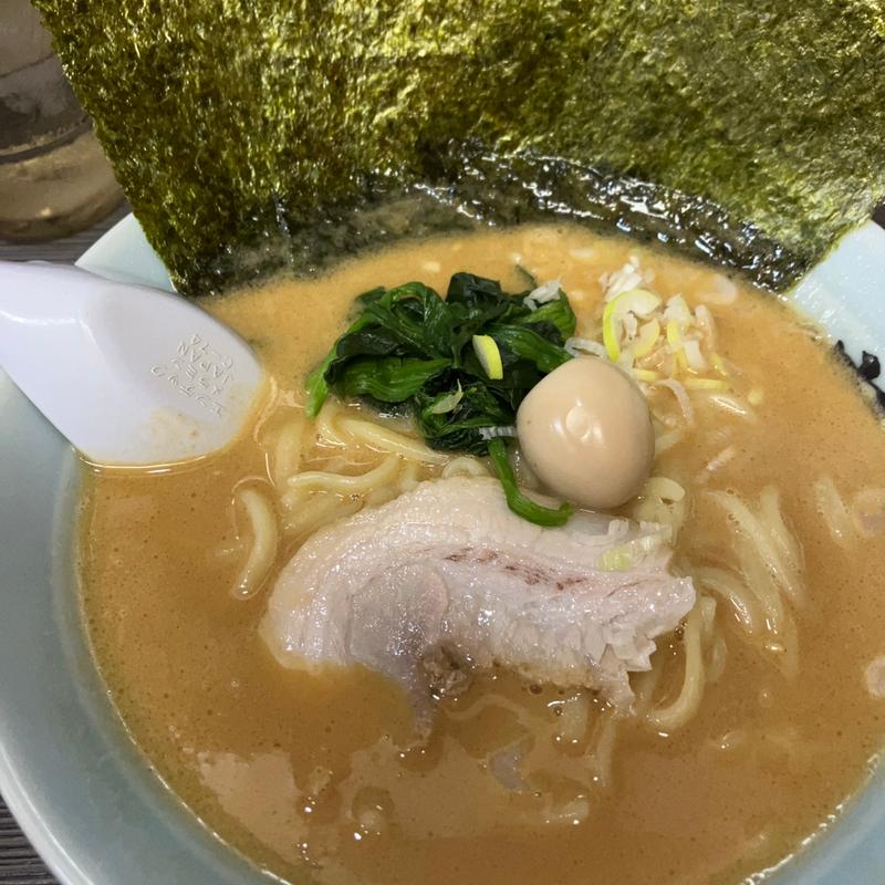 (横浜家系ラーメン 魂心家 静岡店)