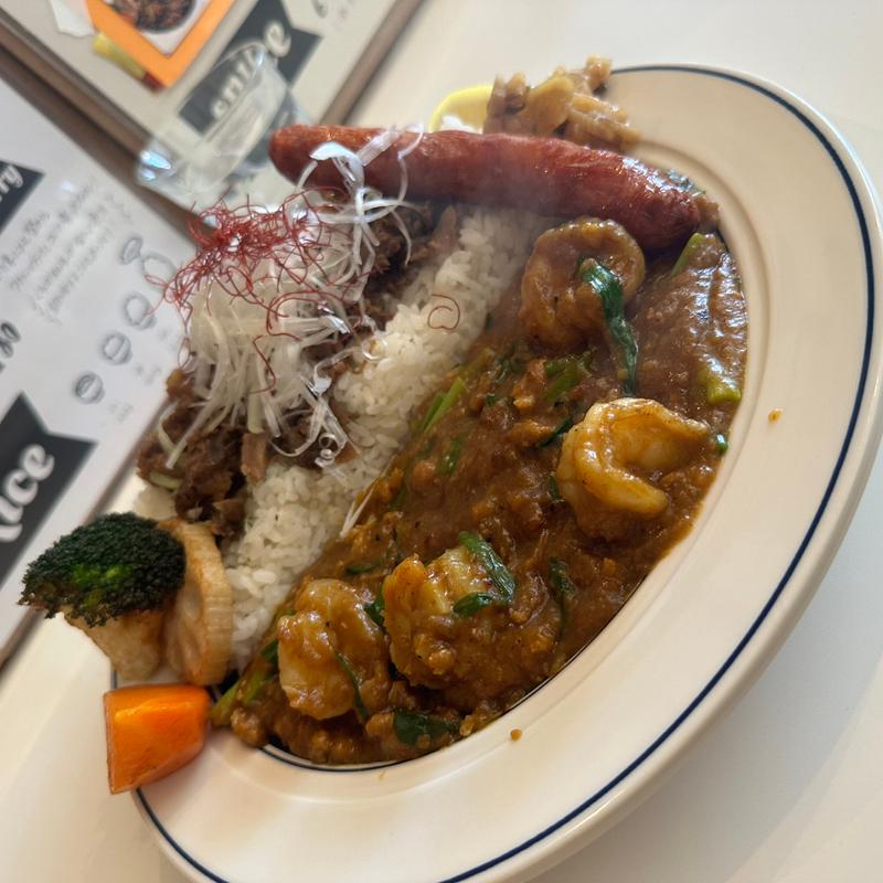 牛すじニラキーマカレー(カレーの子 くろしお)