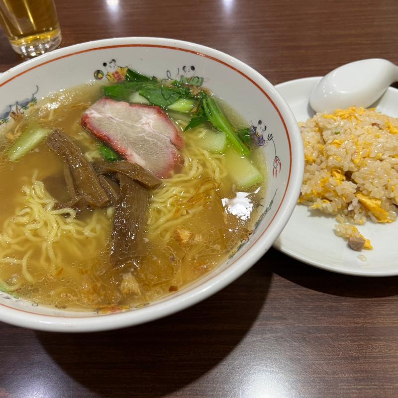 ラーメン半チャーハン(華林 （カリン）)