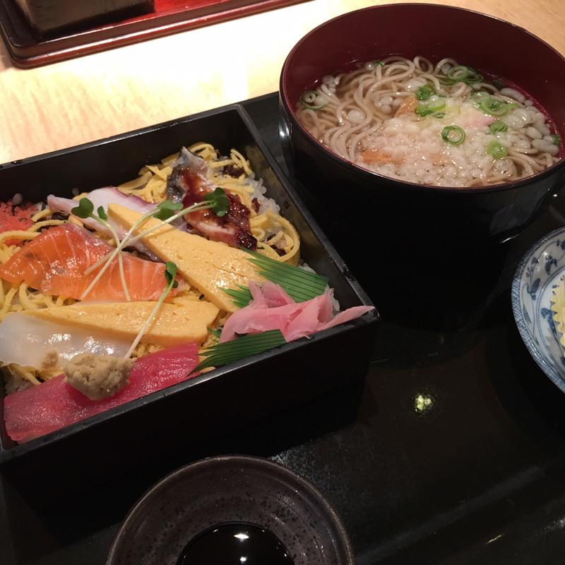 海鮮ちらし(銀しゃり)