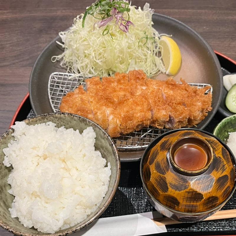 ロースかつ定食(とんかつ とん米)