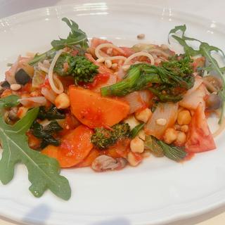 お野菜たっぷりのスパゲティーニ（トマトソース）(Ca’ del Viale (カ・デル ヴィアーレ))