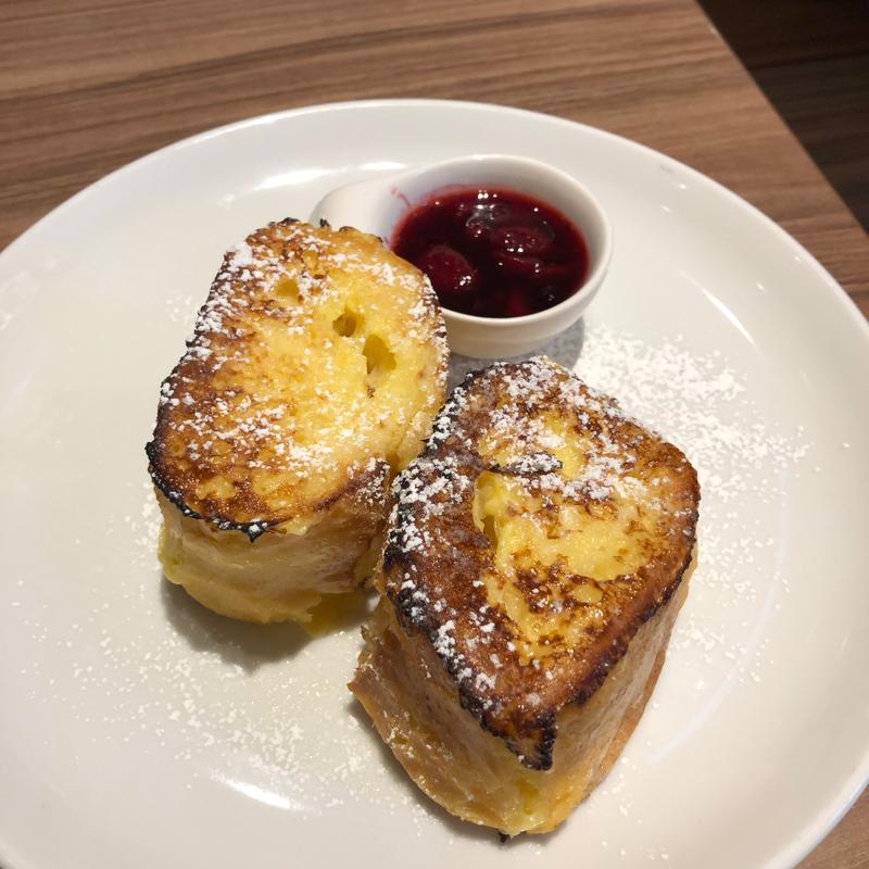 フレンチトースト　ベリーソース(高倉町珈琲 成田店)