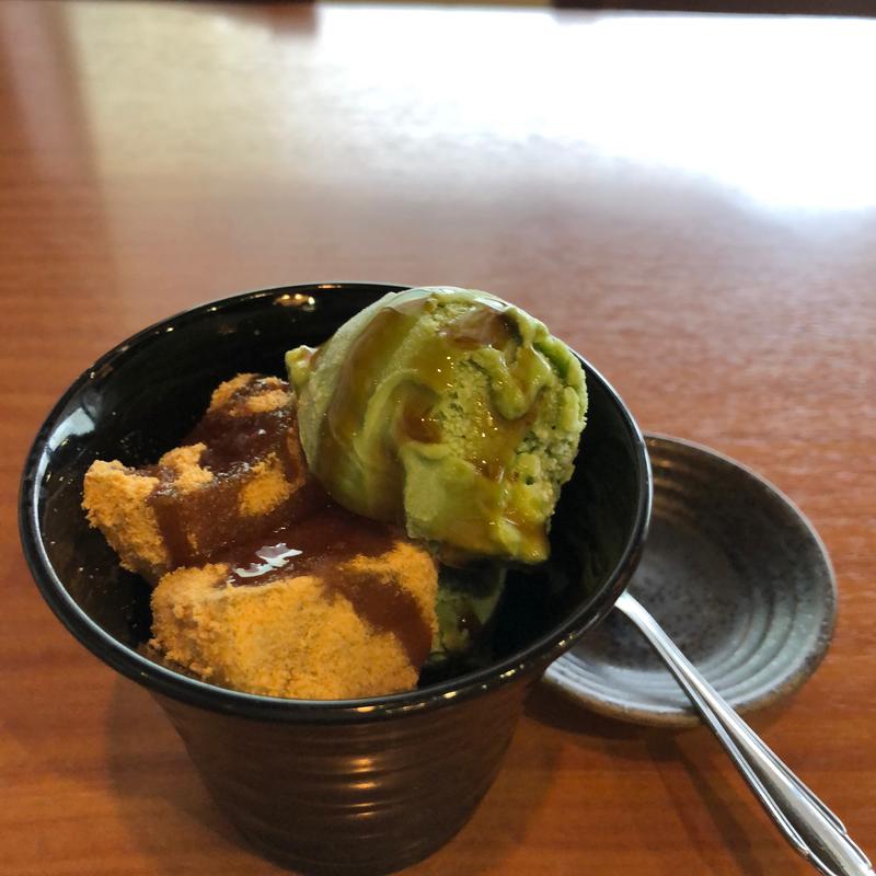 抹茶アイスとわらび餅(一幸 東越谷店)