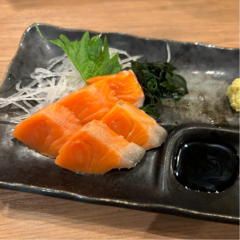 サーモン造り(酒場 おか長 大阪駅前第3ビル店)