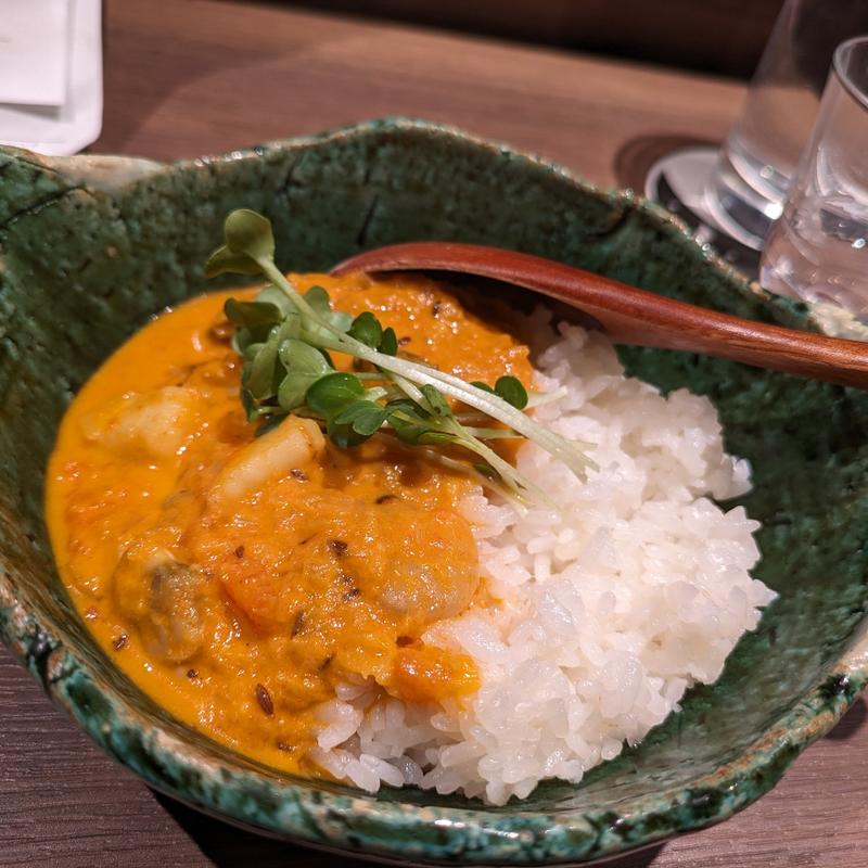 魚介スパイスカレー(酒と肴 シンメ 神田)