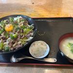 牛タン丼(大元)