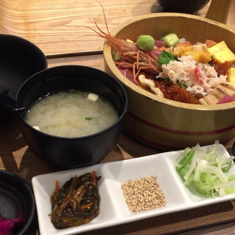 海鮮ひつまぶし丼(小樽海鮮丼エン)