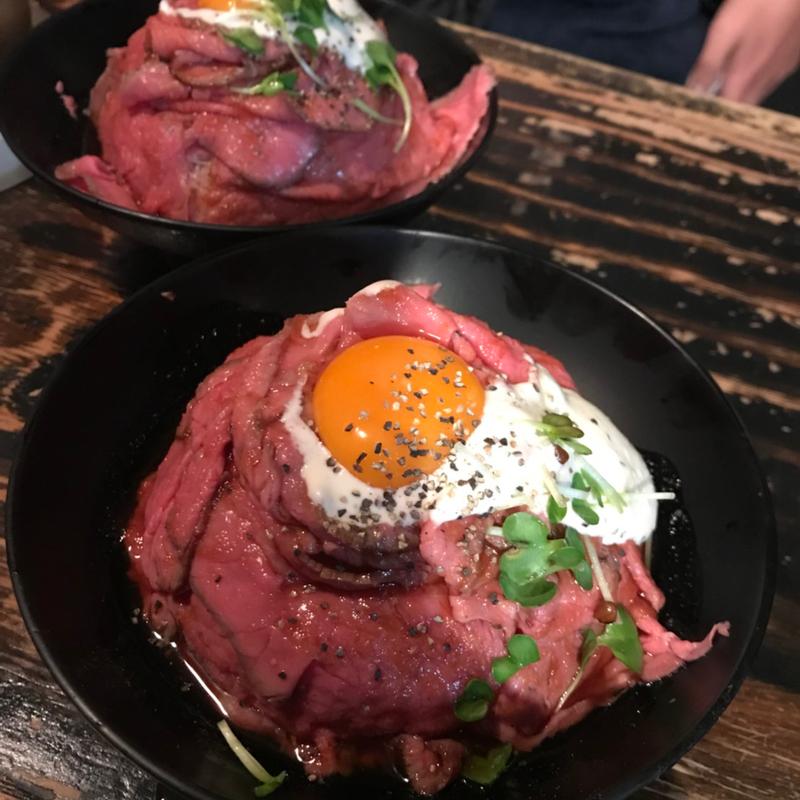 ローストビーフ丼(レッドロック 本店)