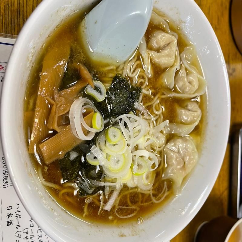 ワンタンメン(食事処・志野)