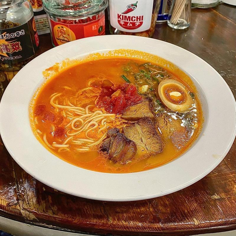 トマトラーメン(らいよはうす)