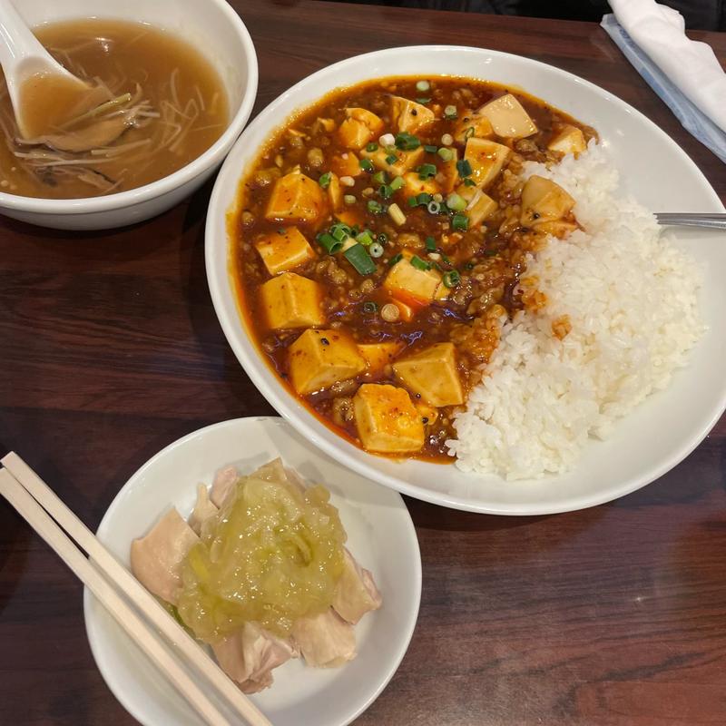マーボー豆腐丼定食(北京ダック＆ズワイ蟹食べ放題 老北京 ‐ROUPEKIN‐ 中華街本店)