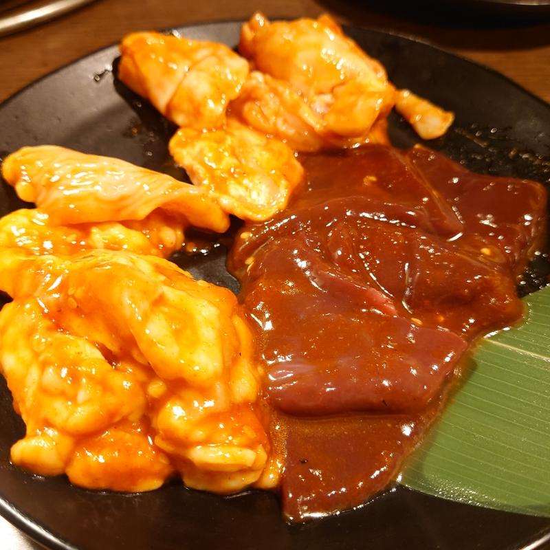 ホルモン3種盛合せ(牛繁 堀切菖蒲園店)