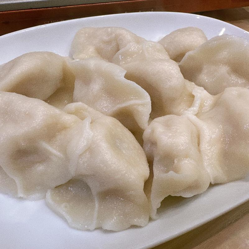 水餃子(肉まん研究所)