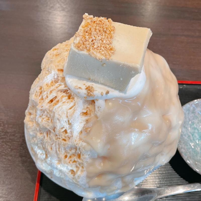 白ごま餡と白ごまミルク(目白志むら)