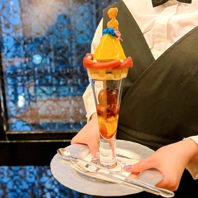 白雪姫(夜パフェ専門店 パフェテリア パル心斎橋)