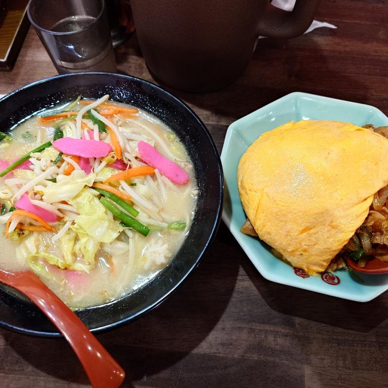 ちゃんぽん＋特製チャーハン卵のせ(圓家 高山店)