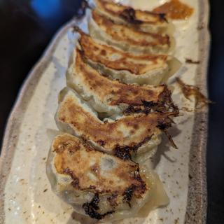 手作り餃子6個(つるおか家 本店)