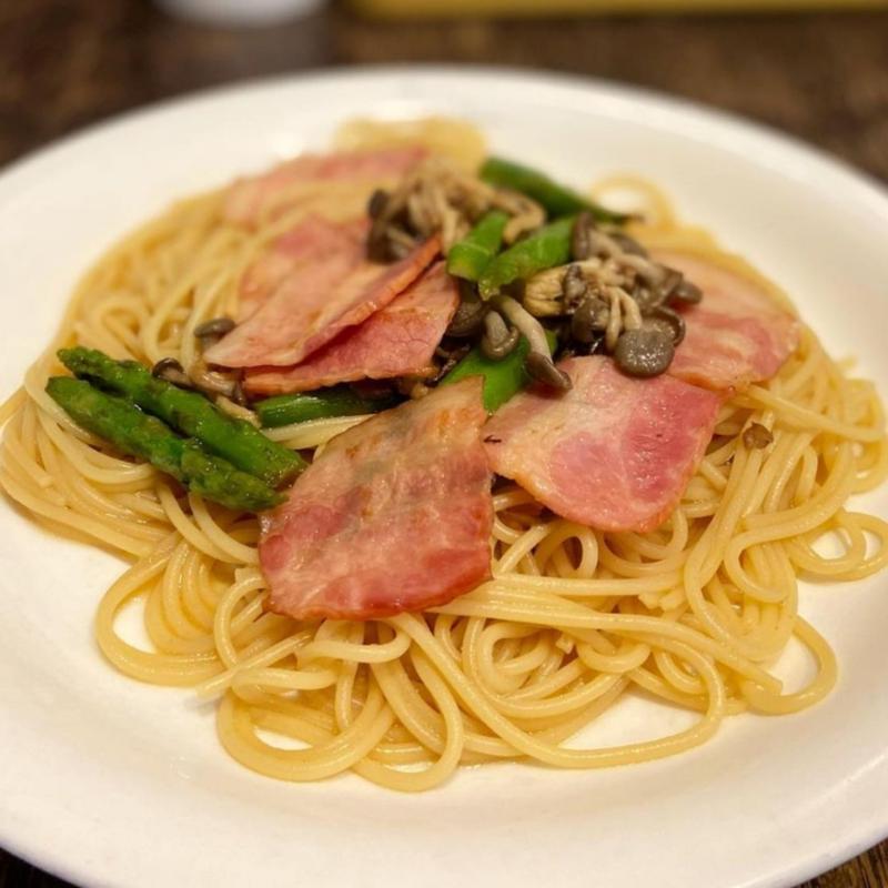 グリーンアスパラとベーコン(マイヨール )