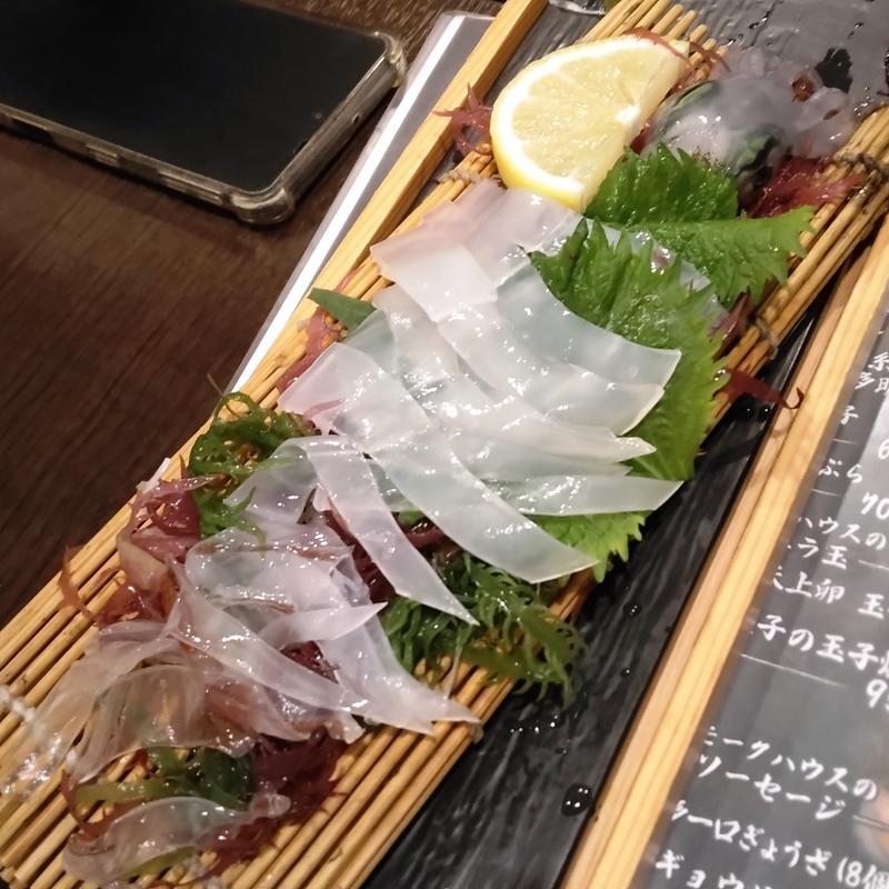 活イカ姿づくり(伊都の台所 中洲本店)