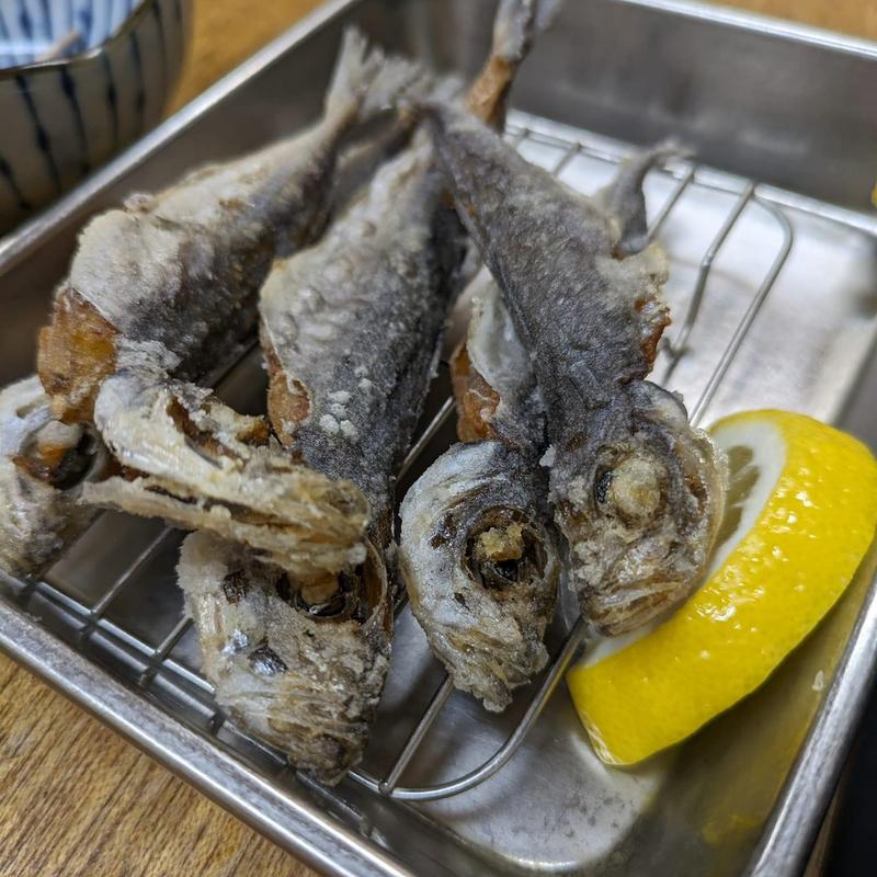 小アジの唐揚げ(大衆酒場 増やま 本店)