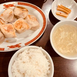 肉肉餃子定食(紅虎餃子房 D.D.HOUSE梅田)