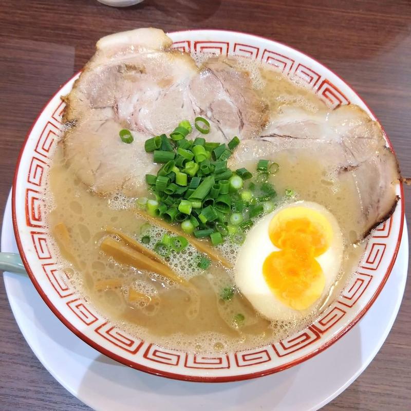 だるまラーメン(豚骨ラーメン だるま大使 本店)
