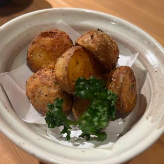 新じゃが揚げ(鳥一伝承　焼鳥酒場ヤスモリ商店)