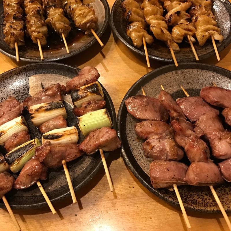 (もつ焼き稲垣)