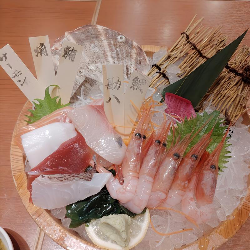 海の幸刺身盛り合わせ5点盛り・甘エビ刺身5匹(個室完備 海鮮居酒屋 遠藤水産 北24条駅前店)
