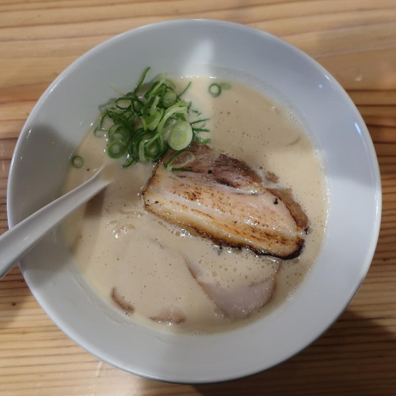 醤油らあめん(らあめん しらんけど)