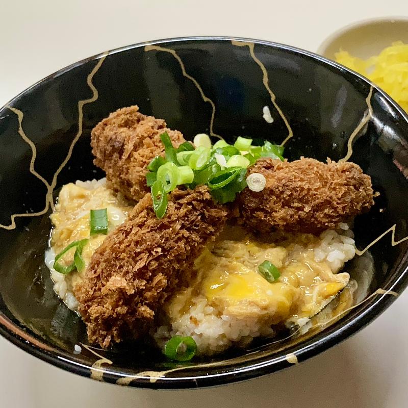 カキフライ玉丼(成駒家 )