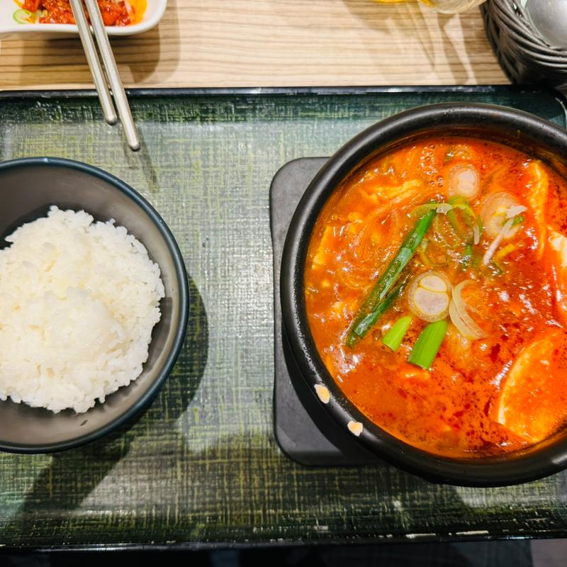 ホルモンスンドゥブ(東京純豆腐ネクスト船橋店)