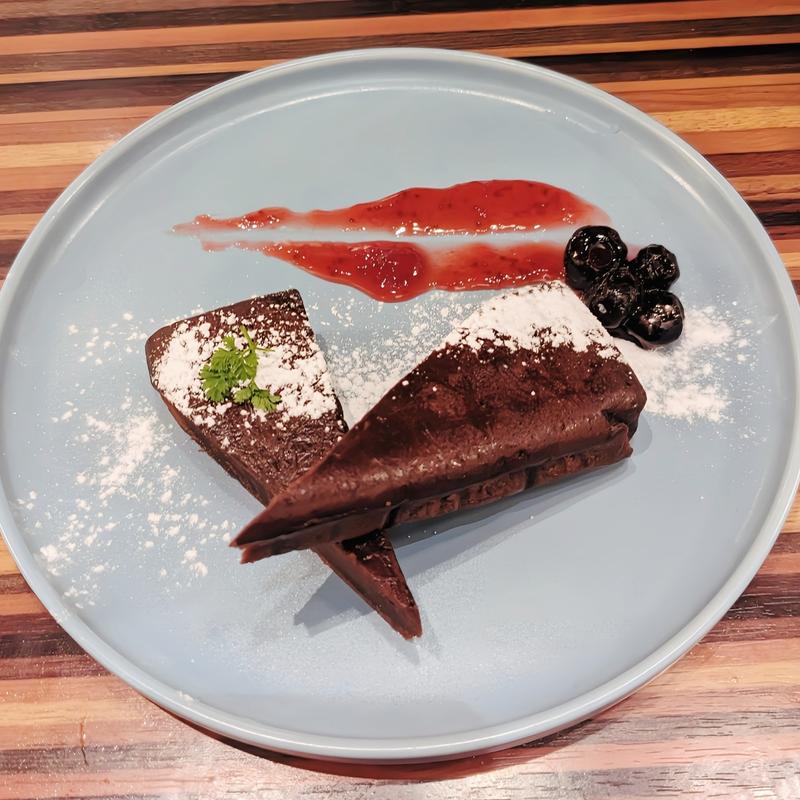 ガトーショコラ(原価ビストロチーズプラス 高槻)