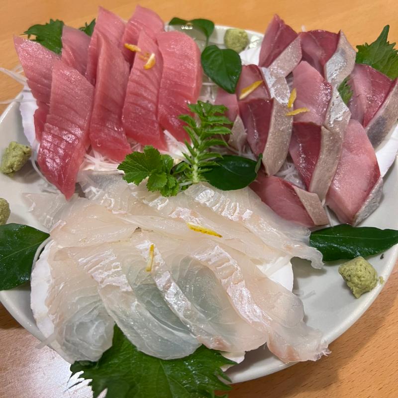 刺身盛合せ(加茂寿司)