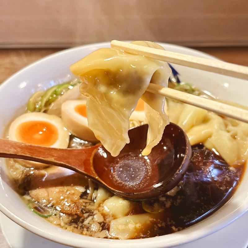 ワンタン(麺割烹 亀壱)