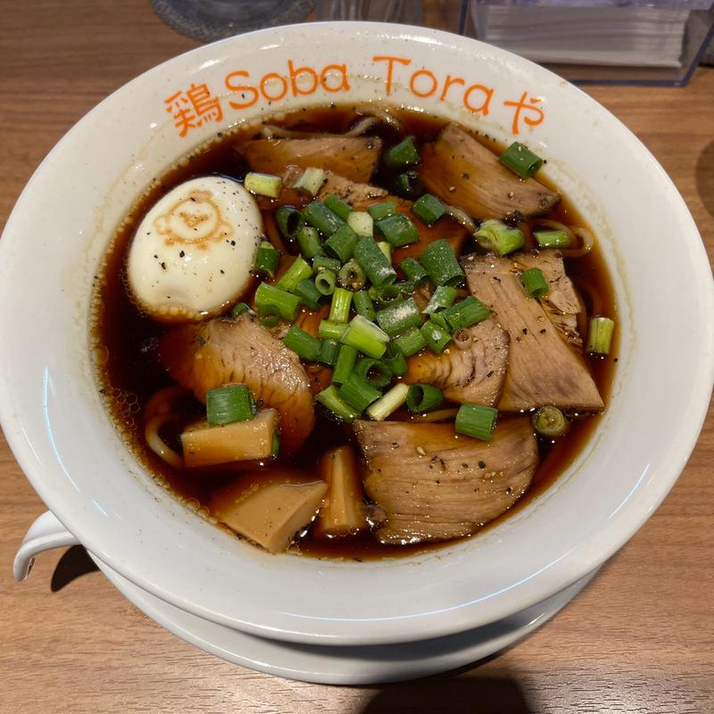 黒の鶏Soba(味玉付き)(鶏Soba Toraや)