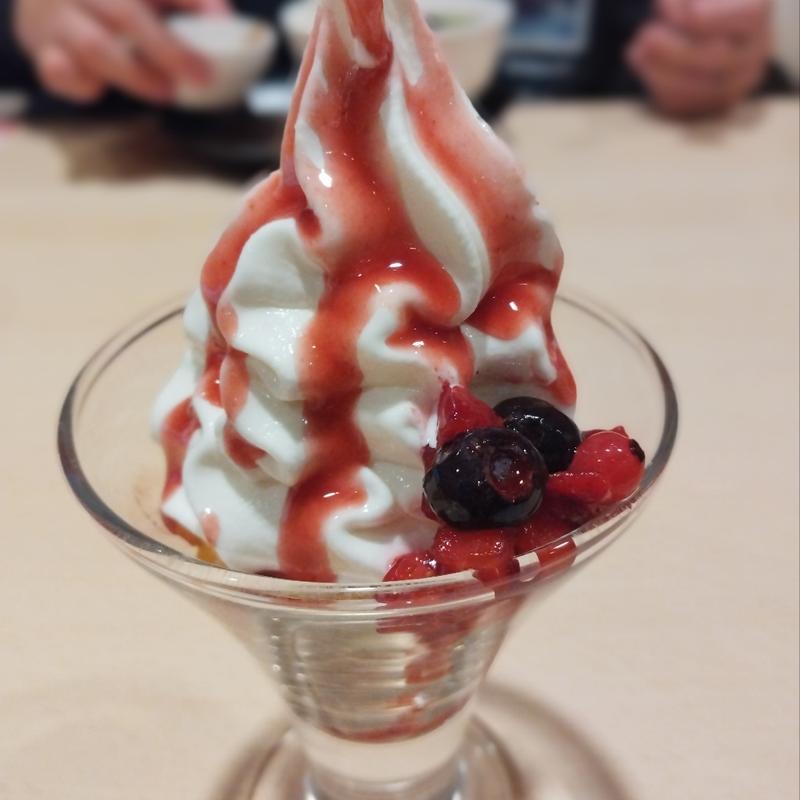 ベリーパフェ(ジョナサン 金町店 )