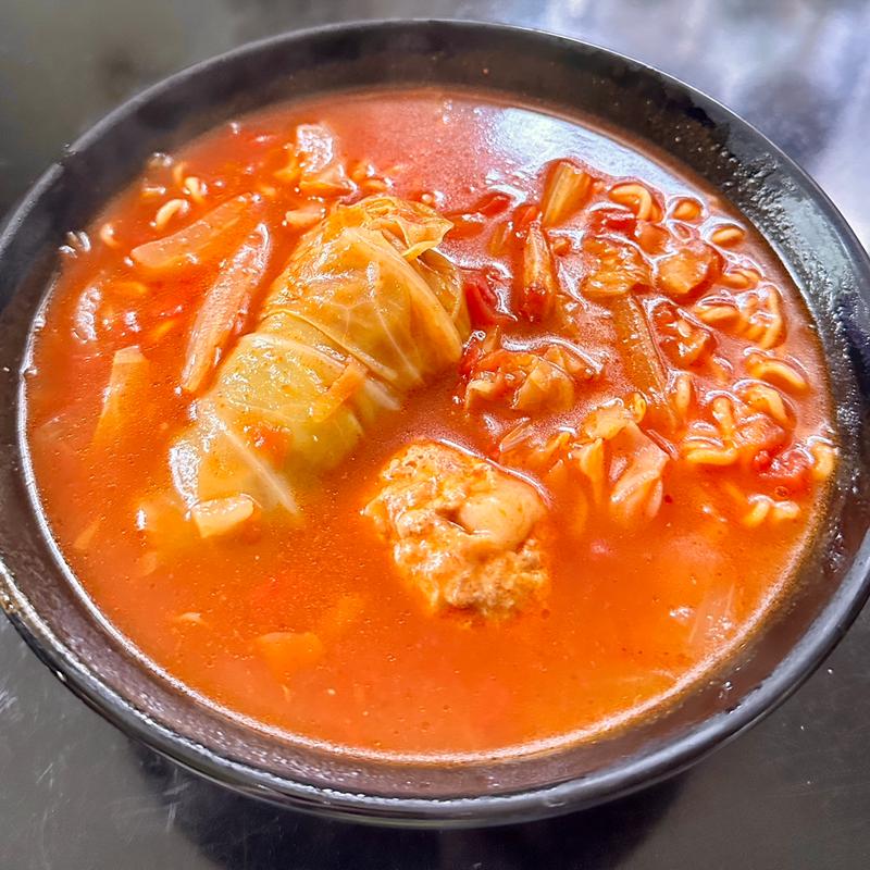 激辛トマトみそラーメン(激辛アラビアータ＋みそラーメン)(オーケー 八千代緑が丘店)