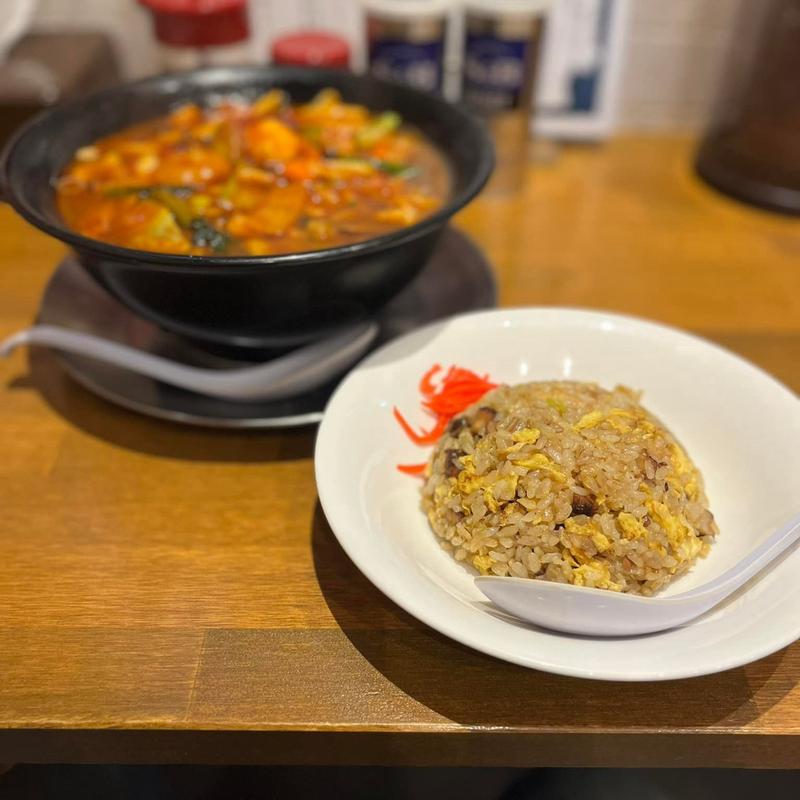 チャーハン(らーめん 麺華)