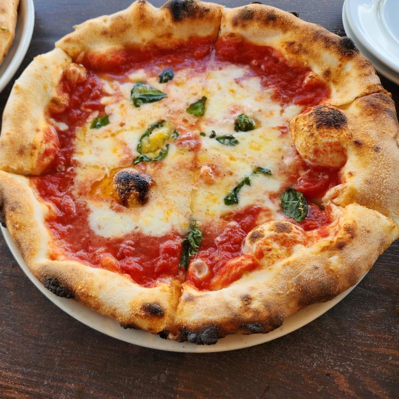 マルゲリータピザ(PIZZERIA La gita)