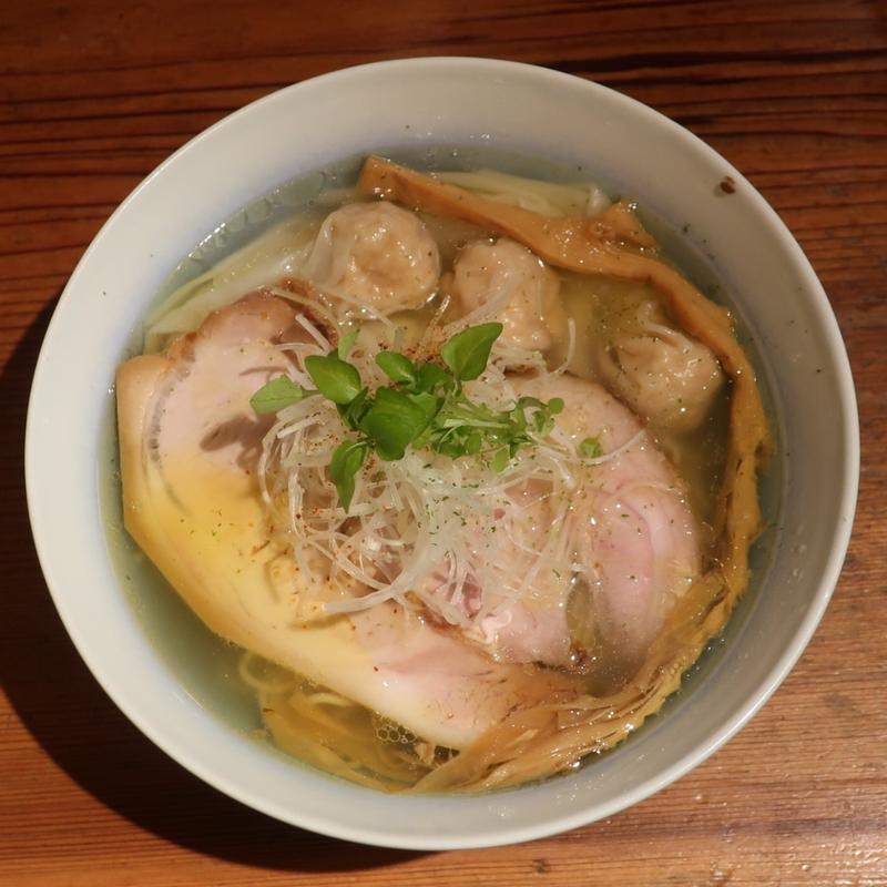 ワンタン塩ラーメン(ラーメン屋 トイ・ボックス)