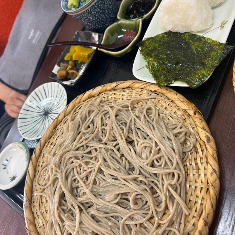 熟成十割そばと土鍋ごはんの塩おむすびセット(あずみの庵 )