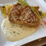 鶏もも肉のグリル レモンクリームソース ランチコース(洋食レストラン カメリア )