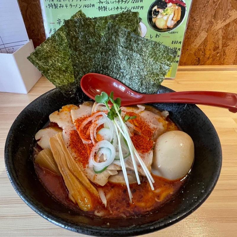 辛みそ特製ラーメン(蛍火)